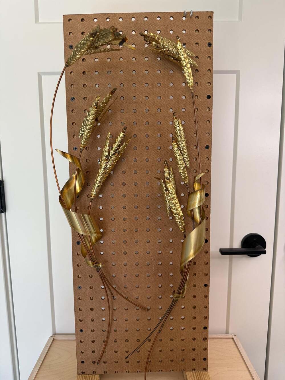 Pair of Vintage Homco Metal Wall Hangings